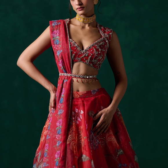 Authentic Lashkaraa red floral lehenga - Picture 1 of 7